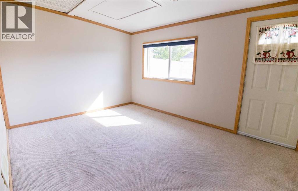 43 Ellis Street North, Red Deer