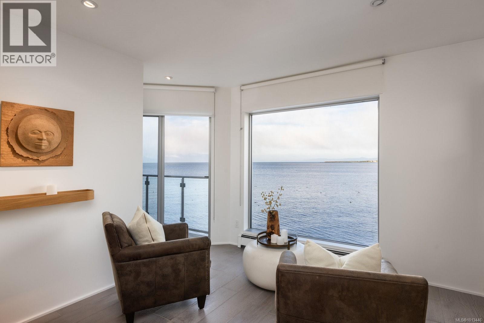  2179 Crescent Road, Oak Bay