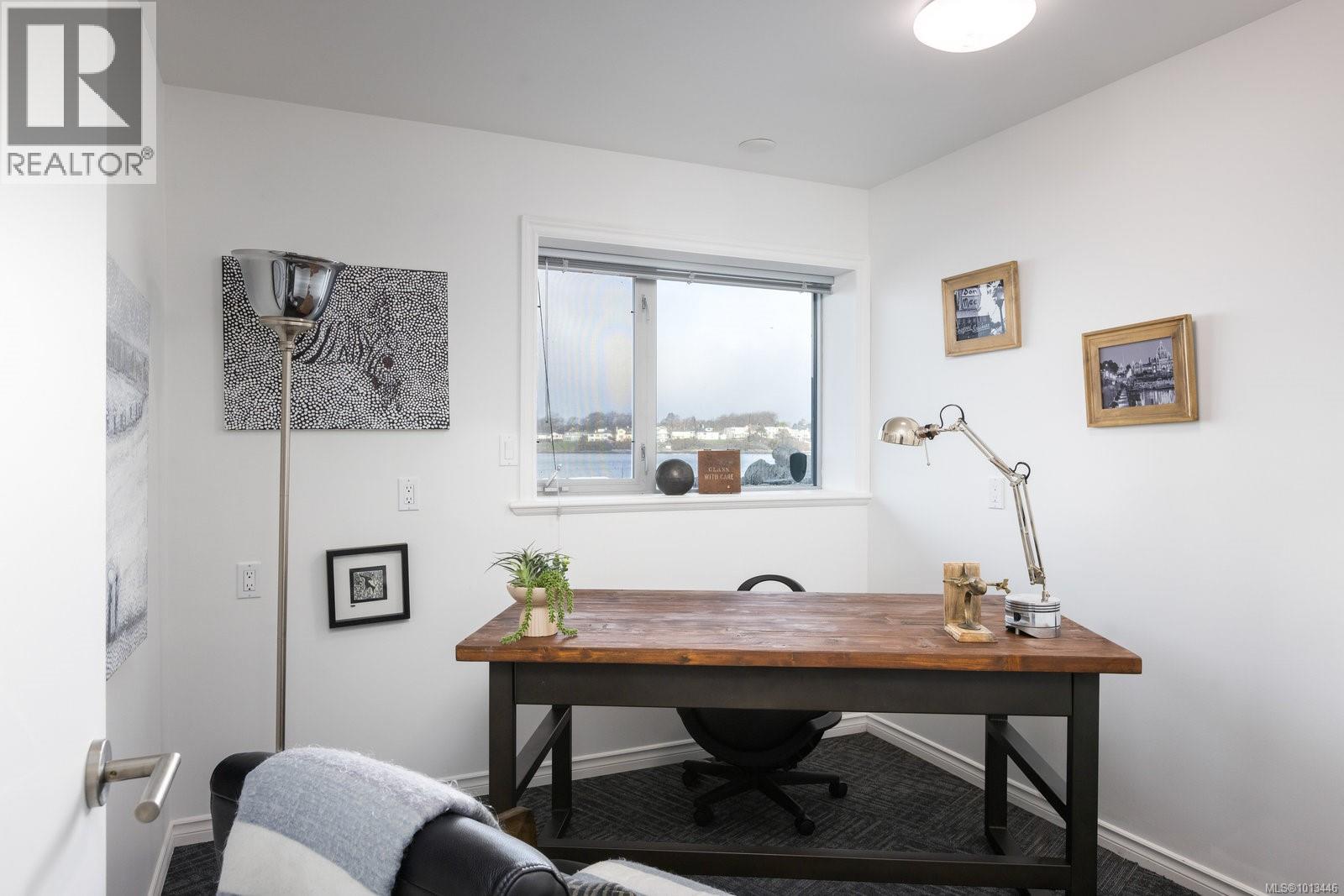  2179 Crescent Road, Oak Bay