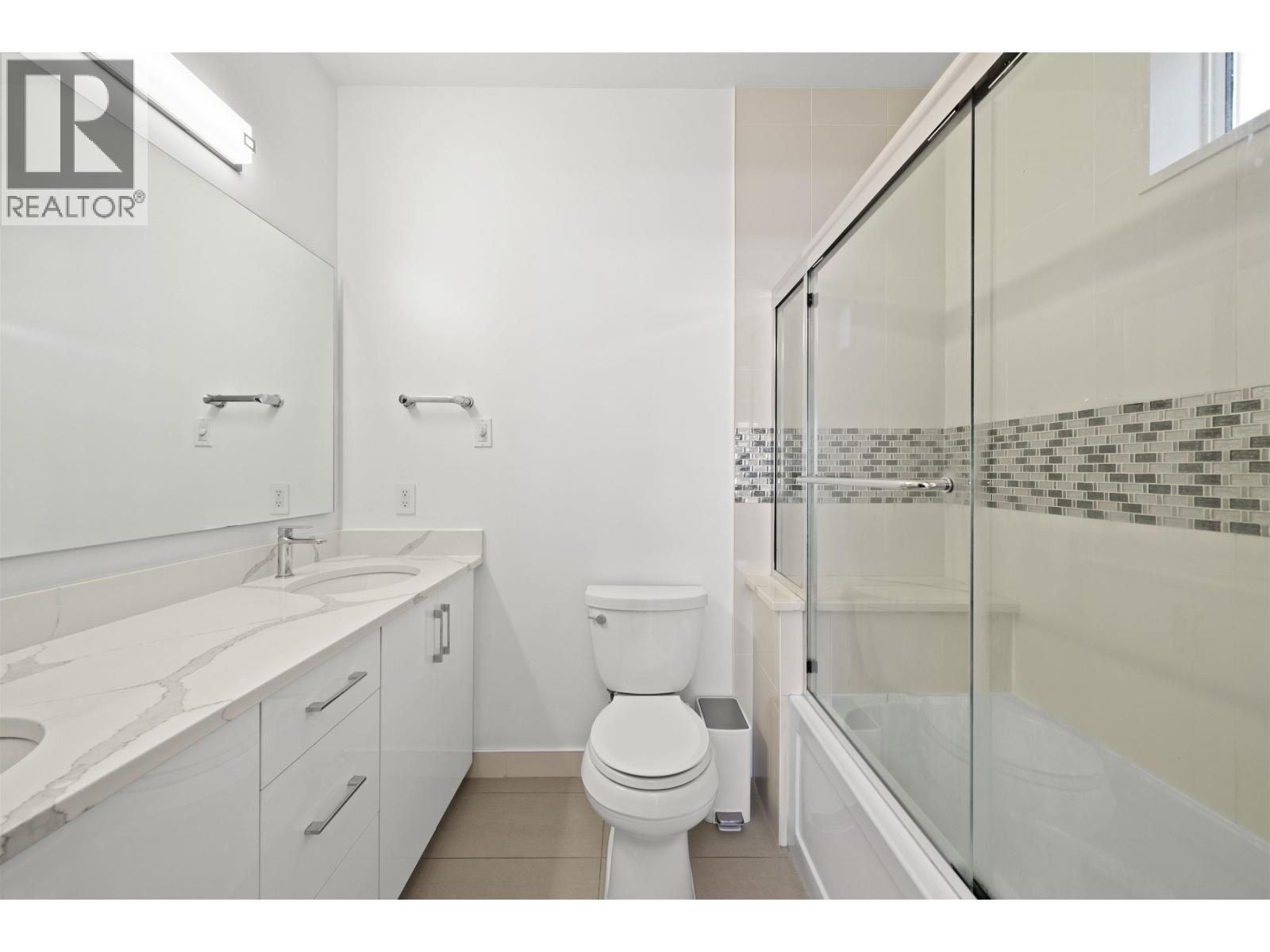 9779 STEVESTON HIGHWAY, Richmond