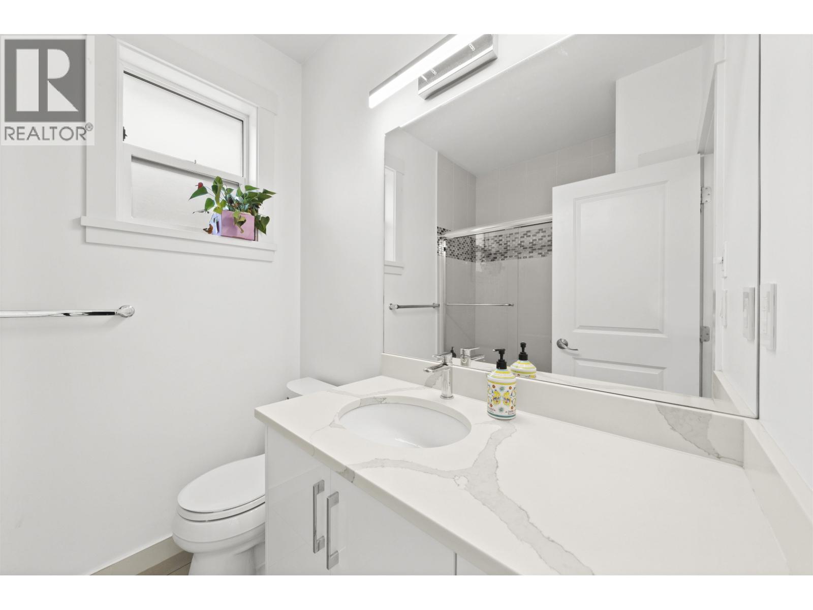 9779 STEVESTON HIGHWAY, Richmond