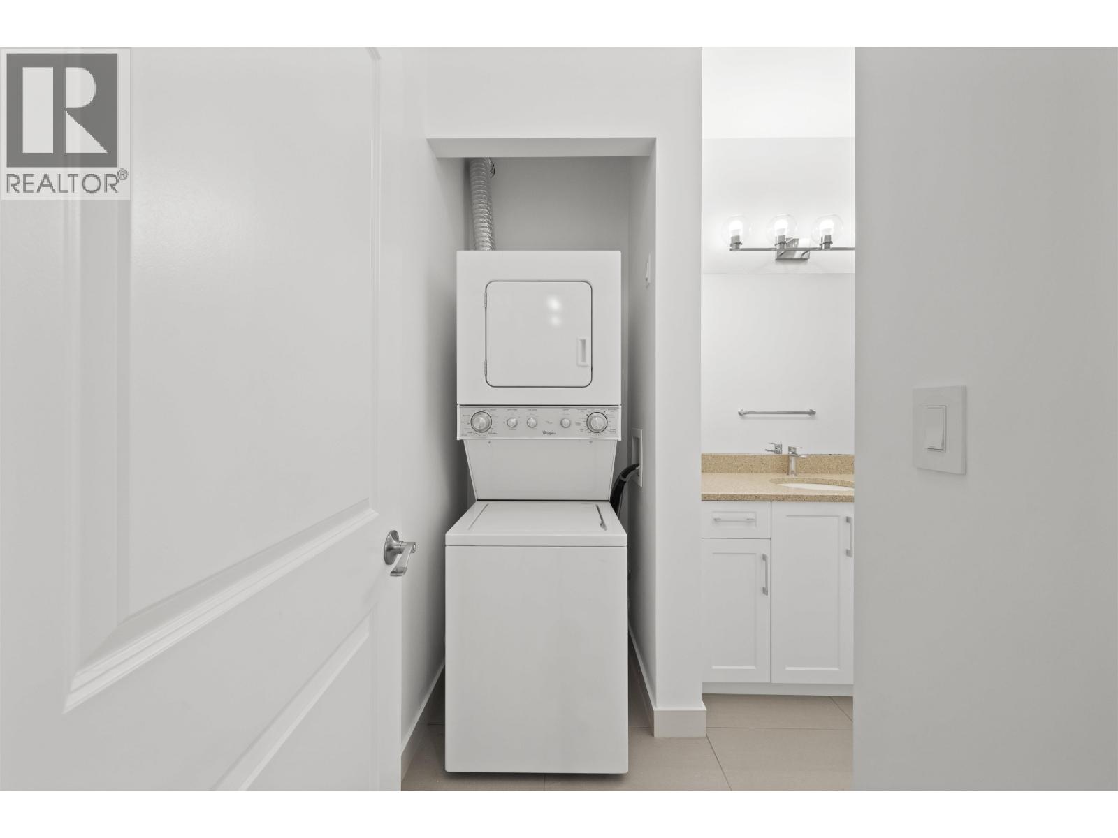 9779 STEVESTON HIGHWAY, Richmond