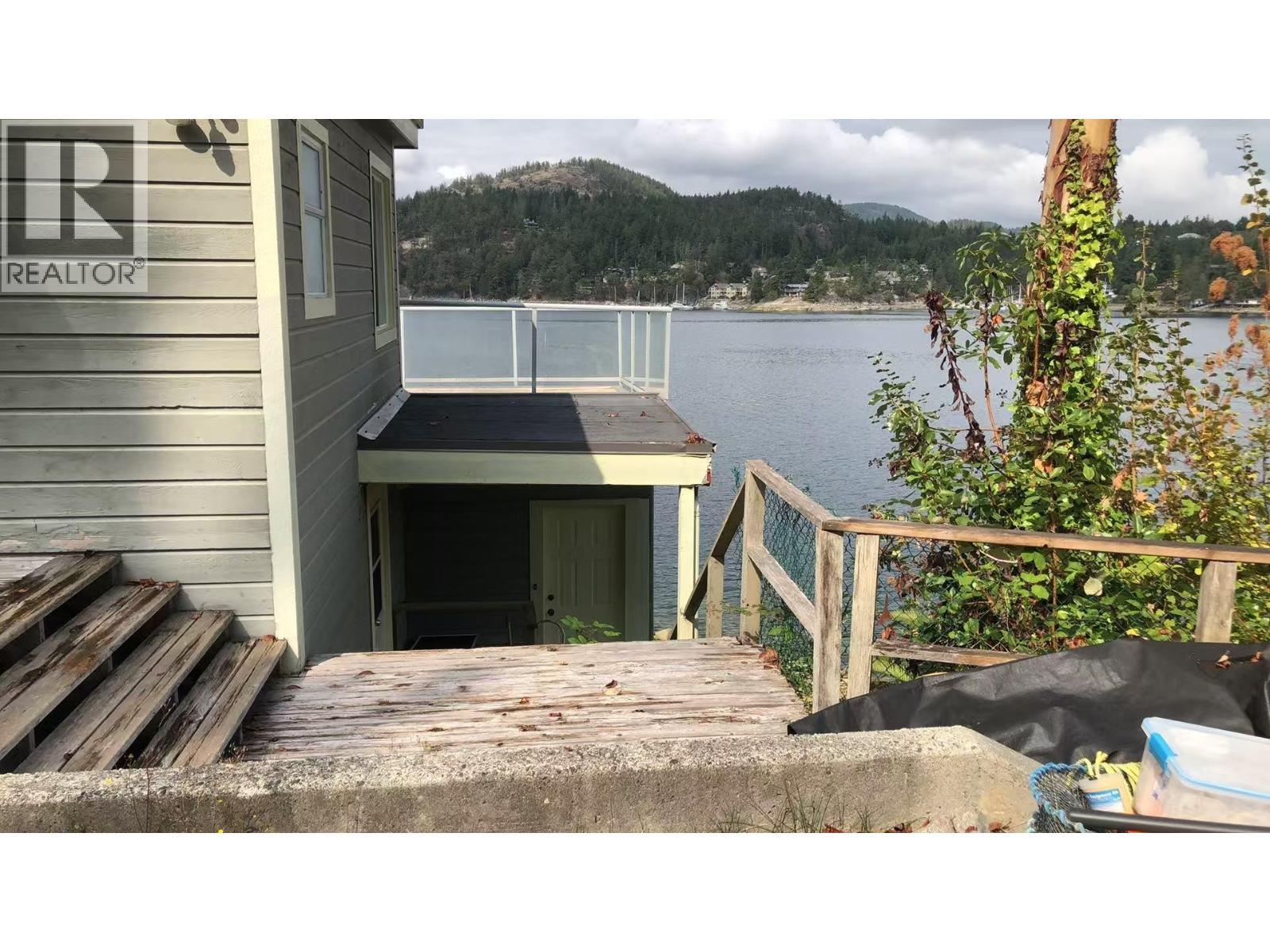 13044 HASSAN ROAD - Photo 3 of 10, Pender Harbour, British Columbia