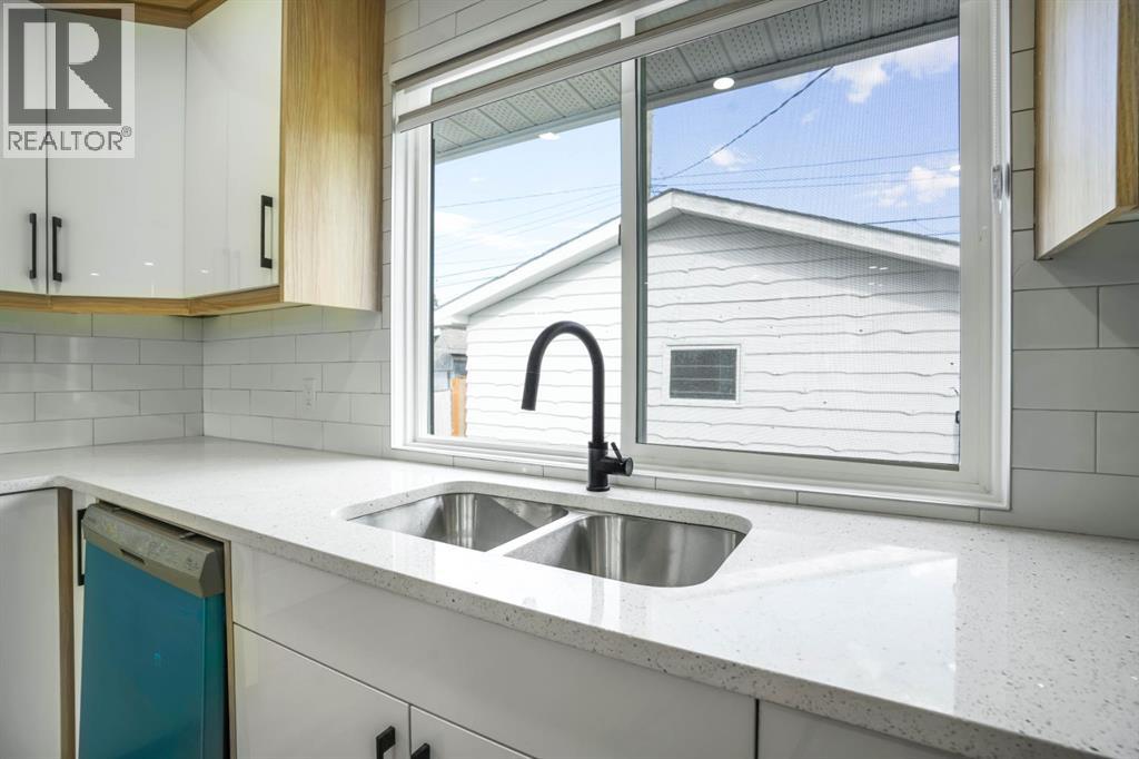 Single Family House Bungalow for Sale in  Penbrooke Close SE Penbrooke Meadows Calgary 