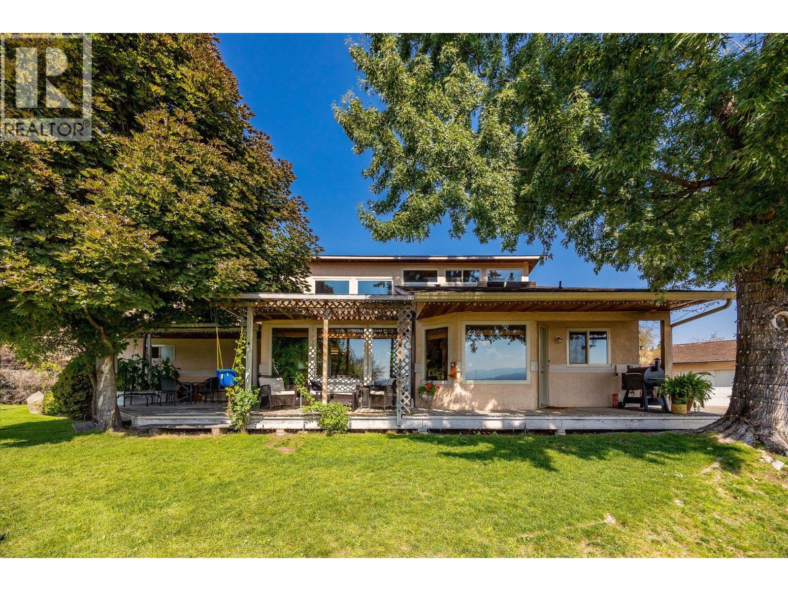  12349 Lake Hill Drive, Lake Country