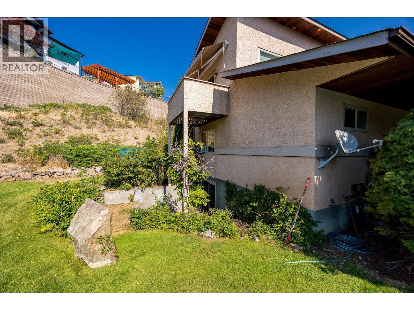  12349 Lake Hill Drive, Lake Country