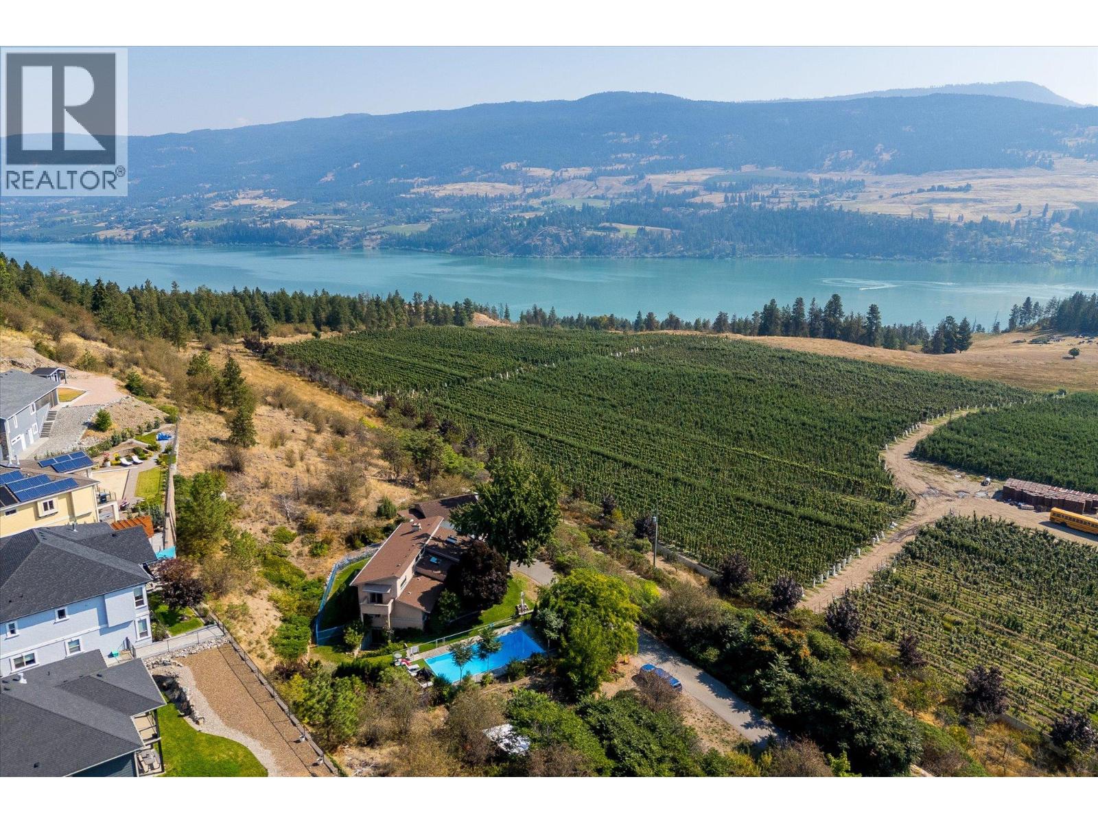  12349 Lake Hill Drive, Lake Country