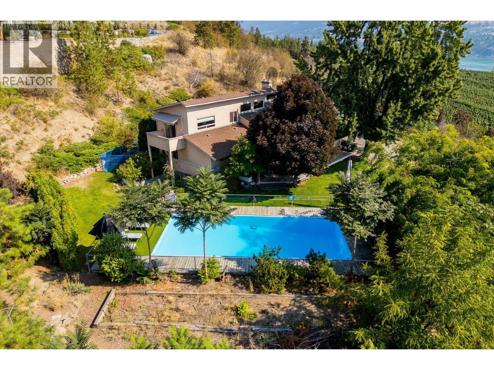  12349 Lake Hill Drive, Lake Country