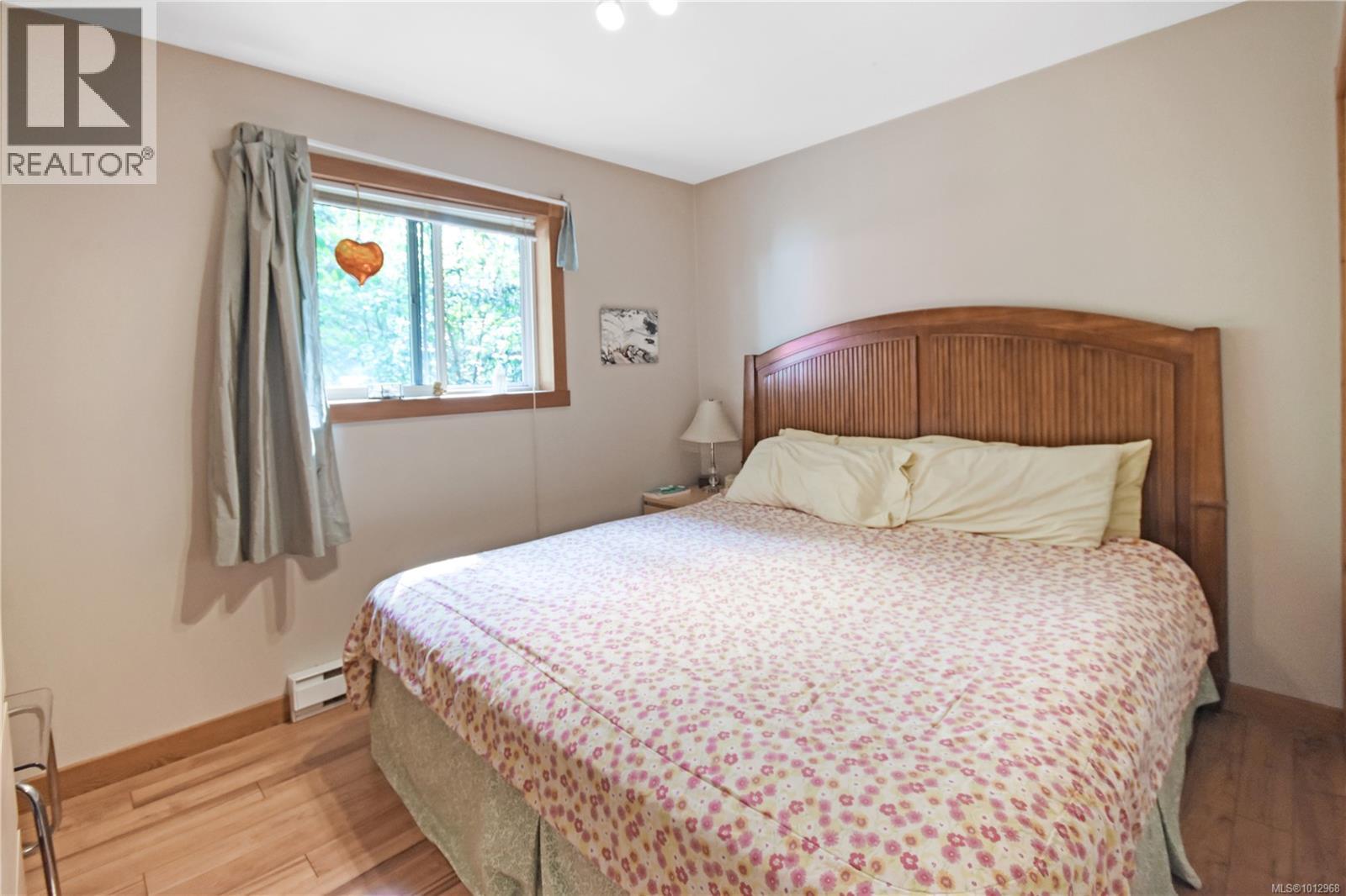 949 Carmen Cres, Gabriola Island