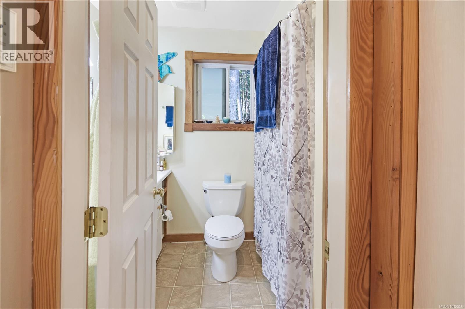 949 Carmen Cres, Gabriola Island