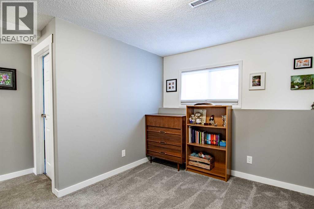68 Heritage Drive, Lacombe