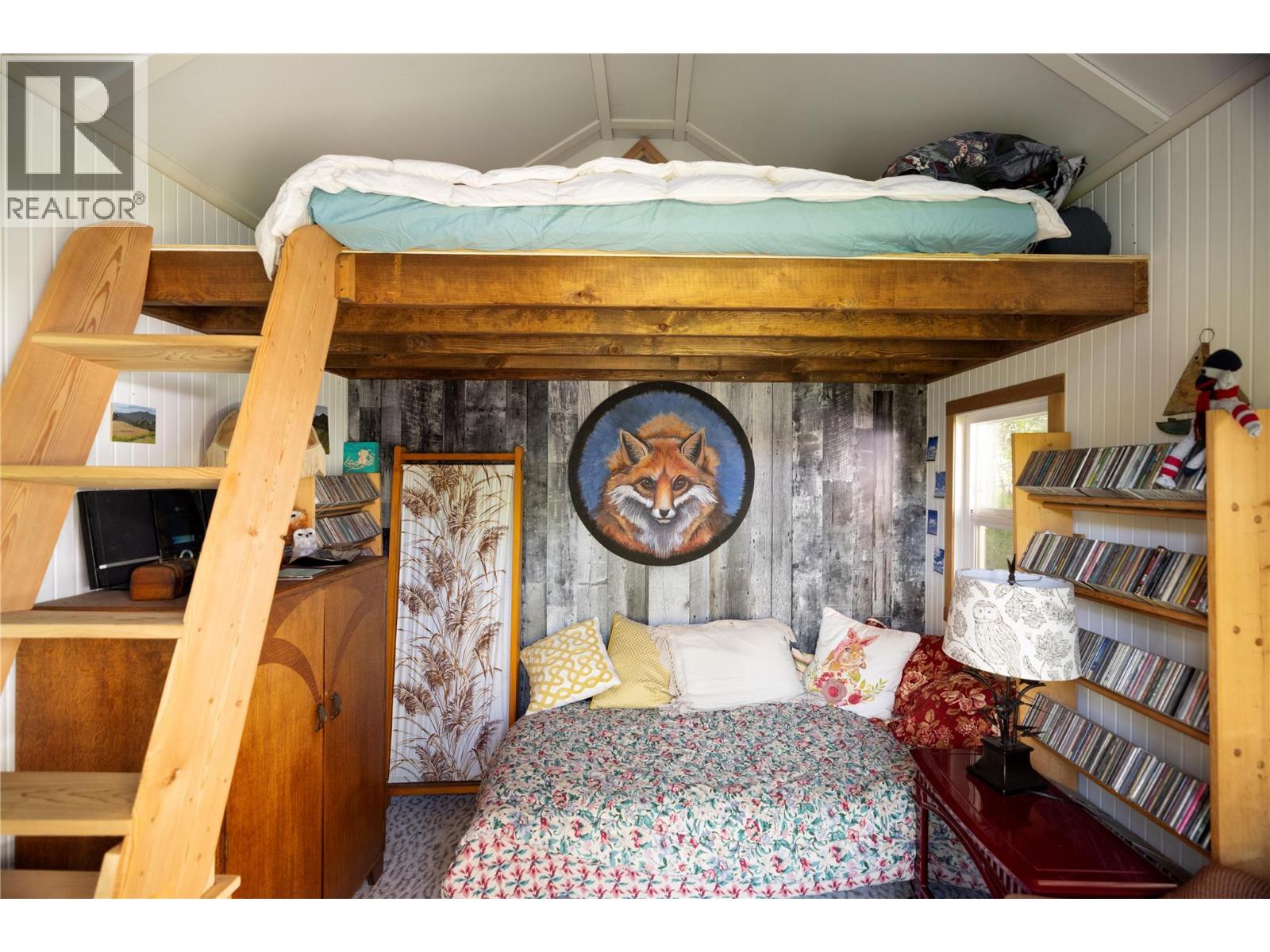 3720 Wood Avenue, Armstrong