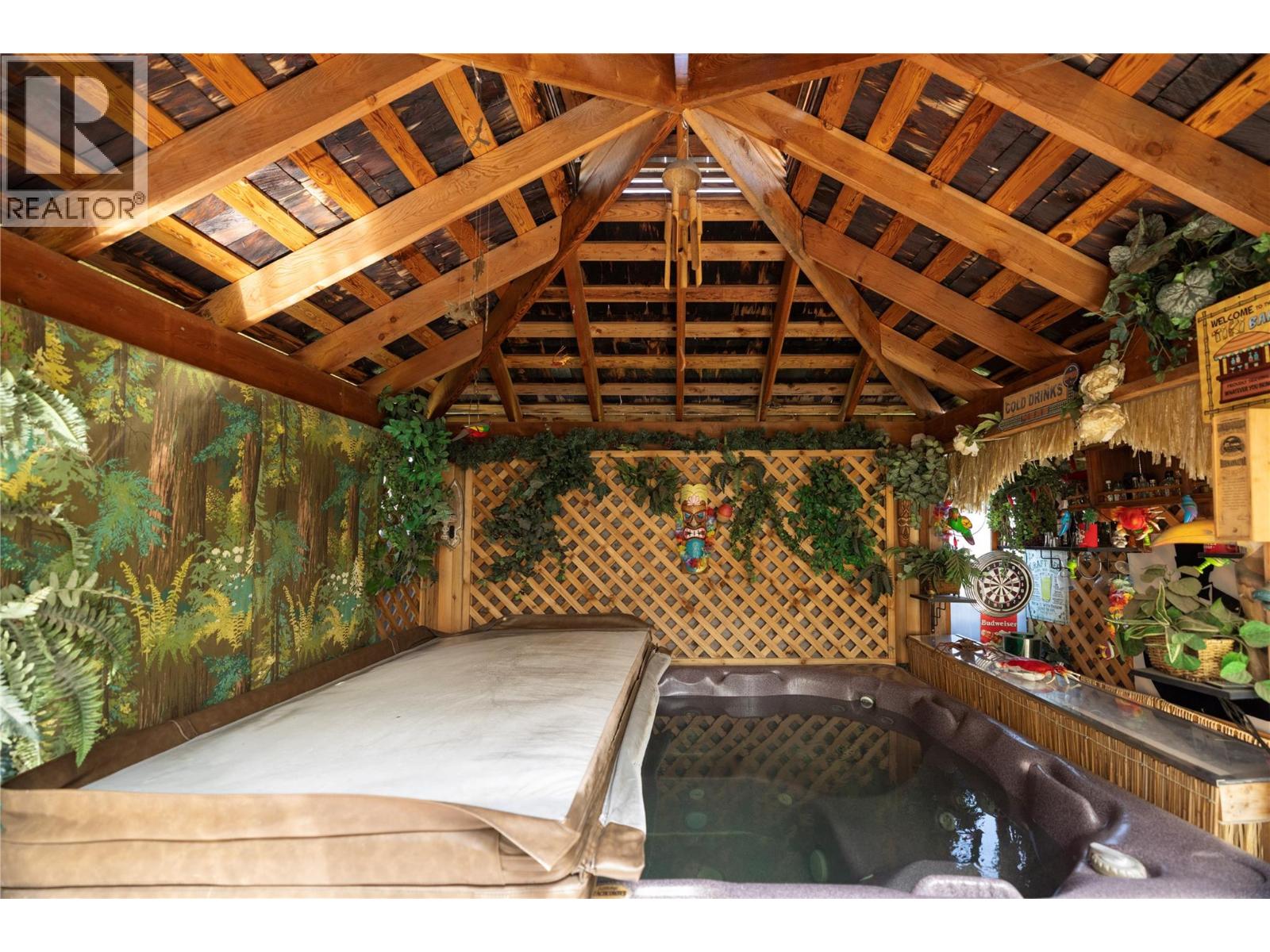 3720 Wood Avenue, Armstrong