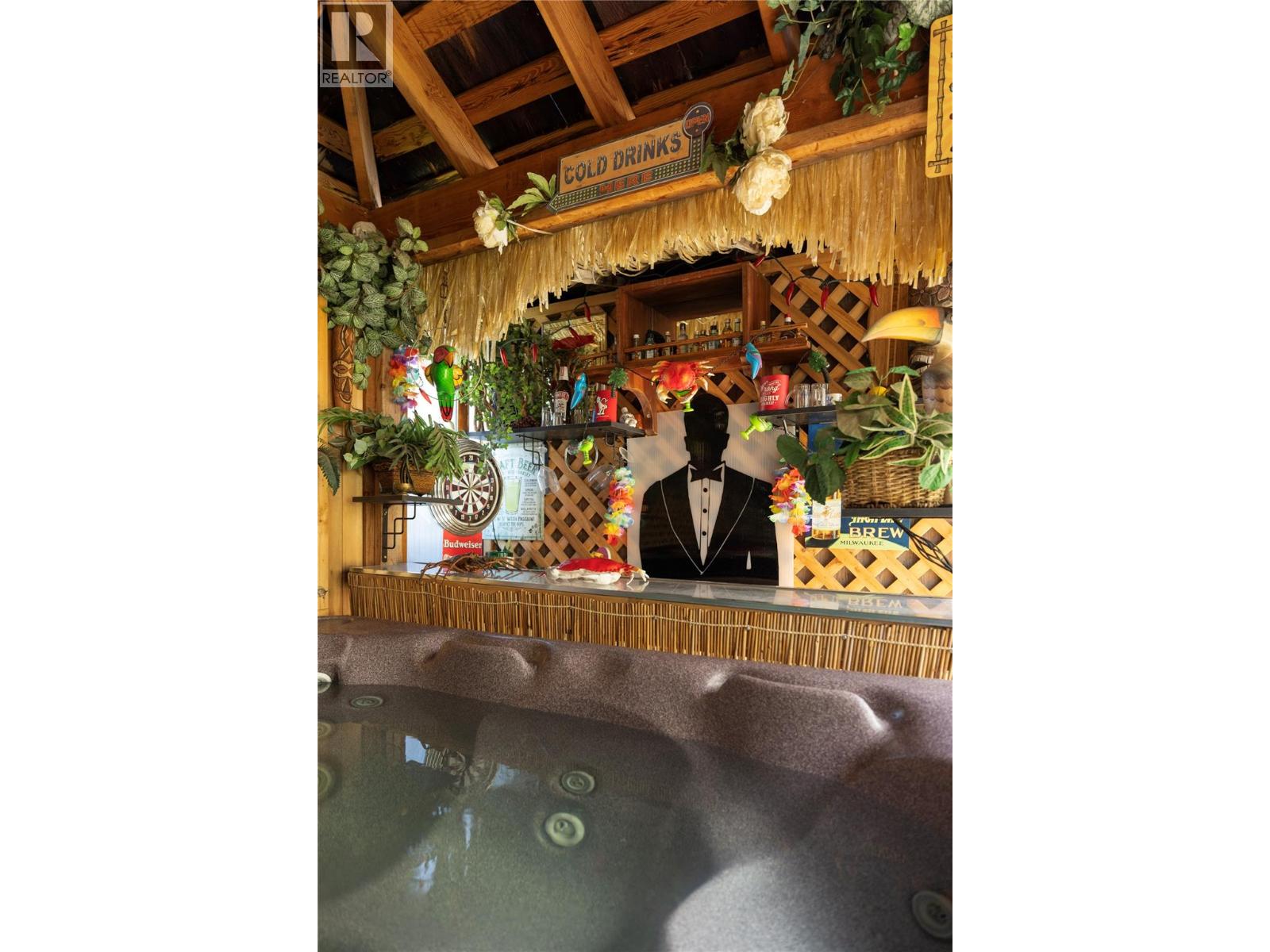 3720 Wood Avenue, Armstrong