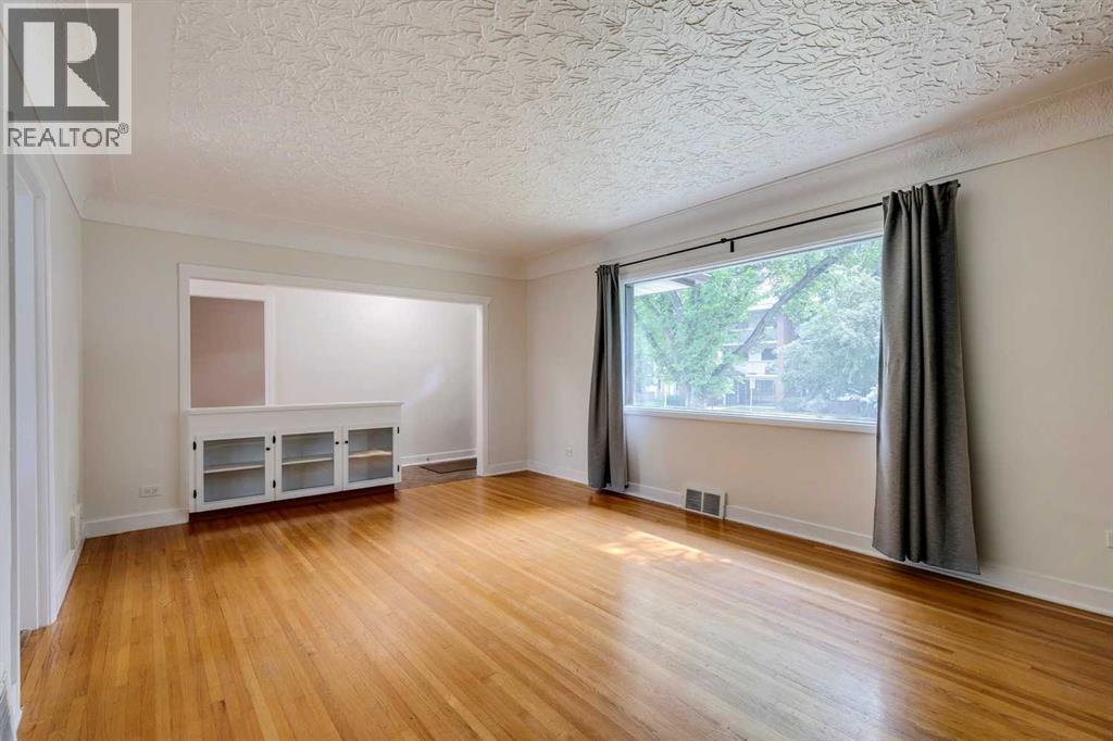 Single Family House Bungalow for Sale in   Avenue NW West Hillhurst Calgary 
