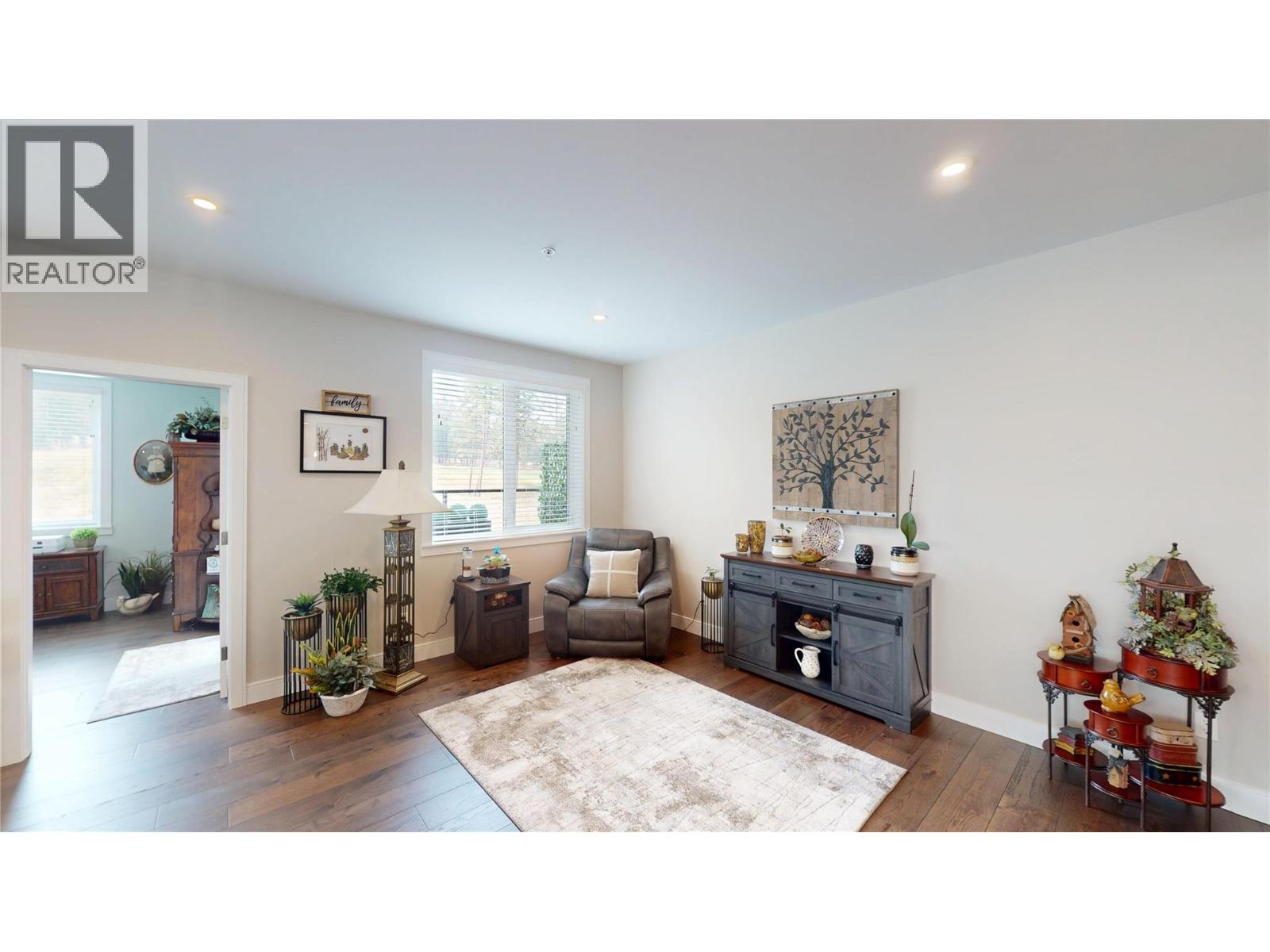 355 Legacy Lookout Unit# 211, Cranbrook