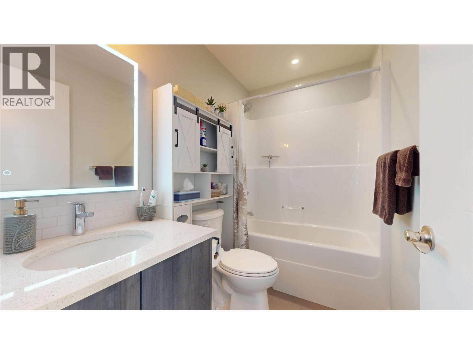 355 Legacy Lookout Unit# 211, Cranbrook