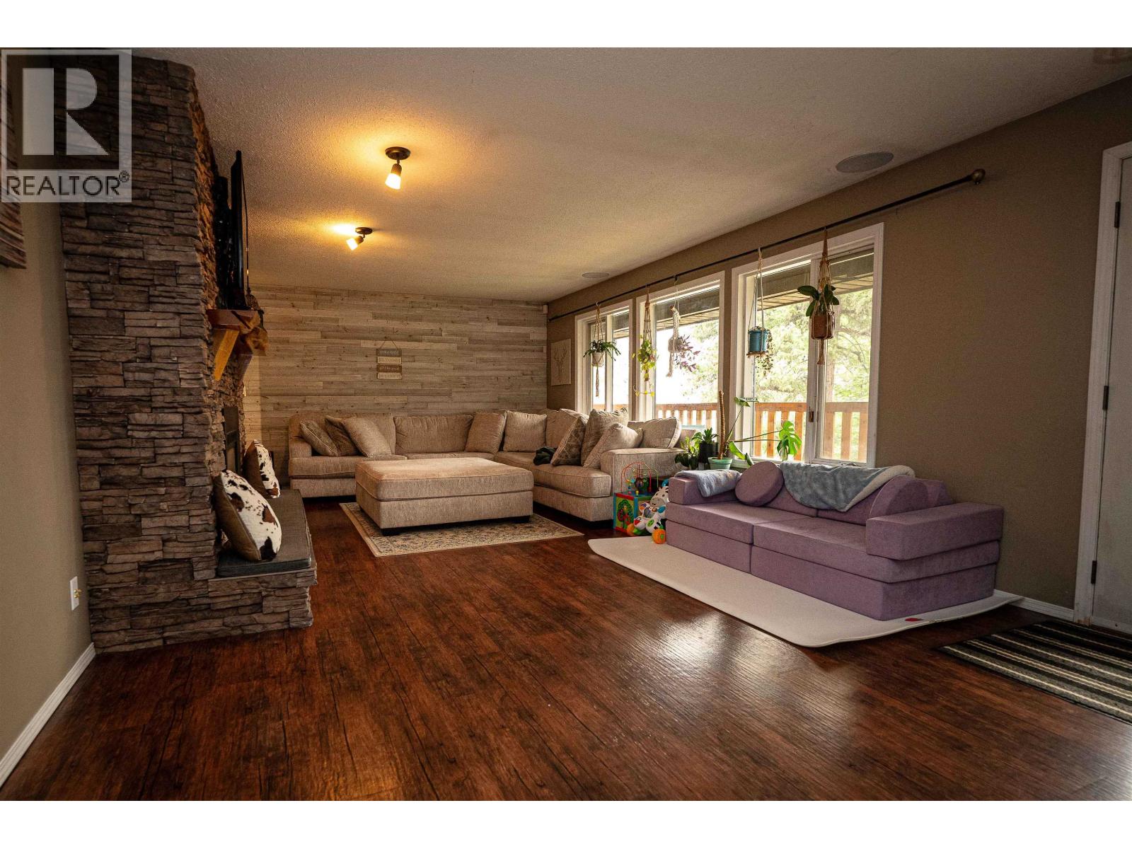 755 ROBERTS DRIVE, Williams Lake