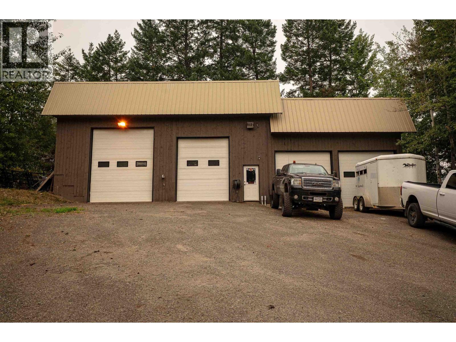 755 ROBERTS DRIVE, Williams Lake