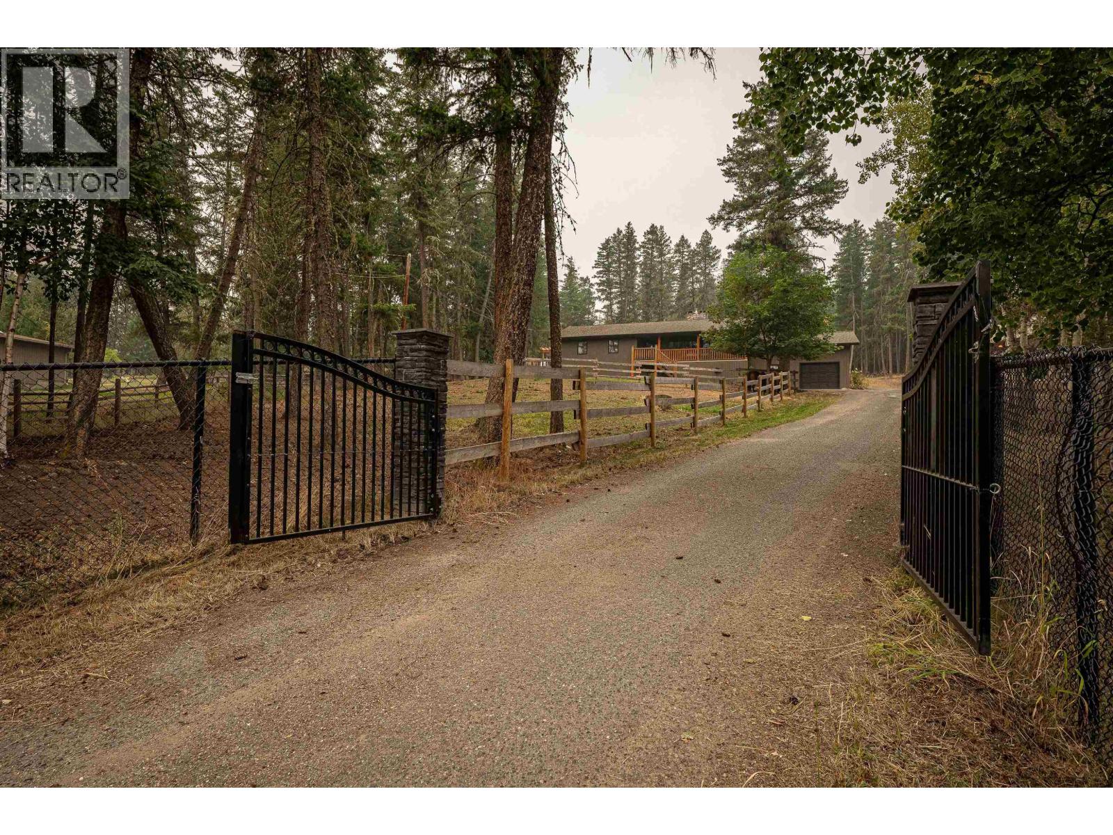 755 ROBERTS DRIVE, Williams Lake