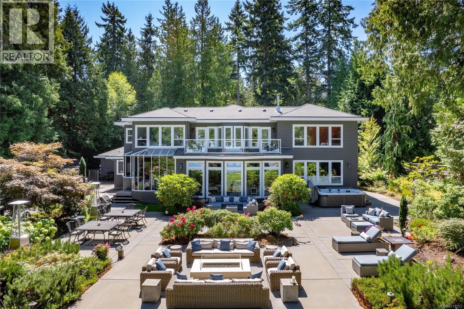 1895 Widgeon Rd, Qualicum Beach
