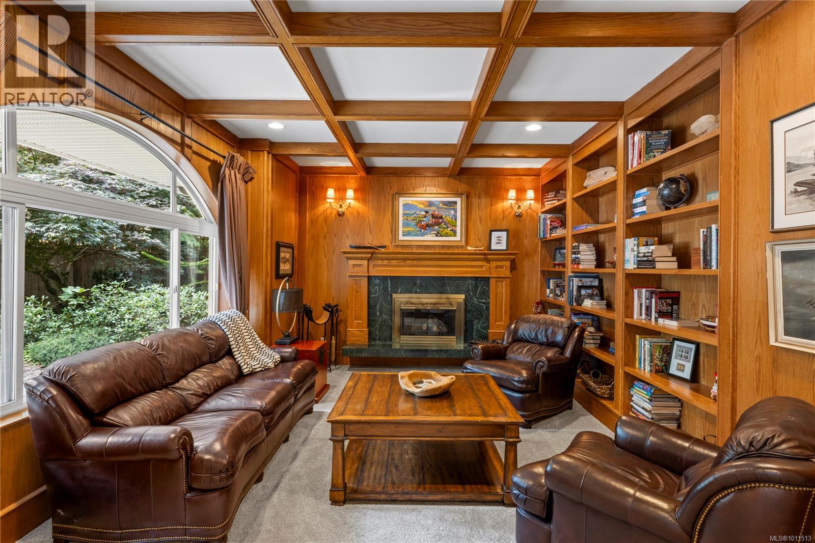 1895 Widgeon Rd, Qualicum Beach