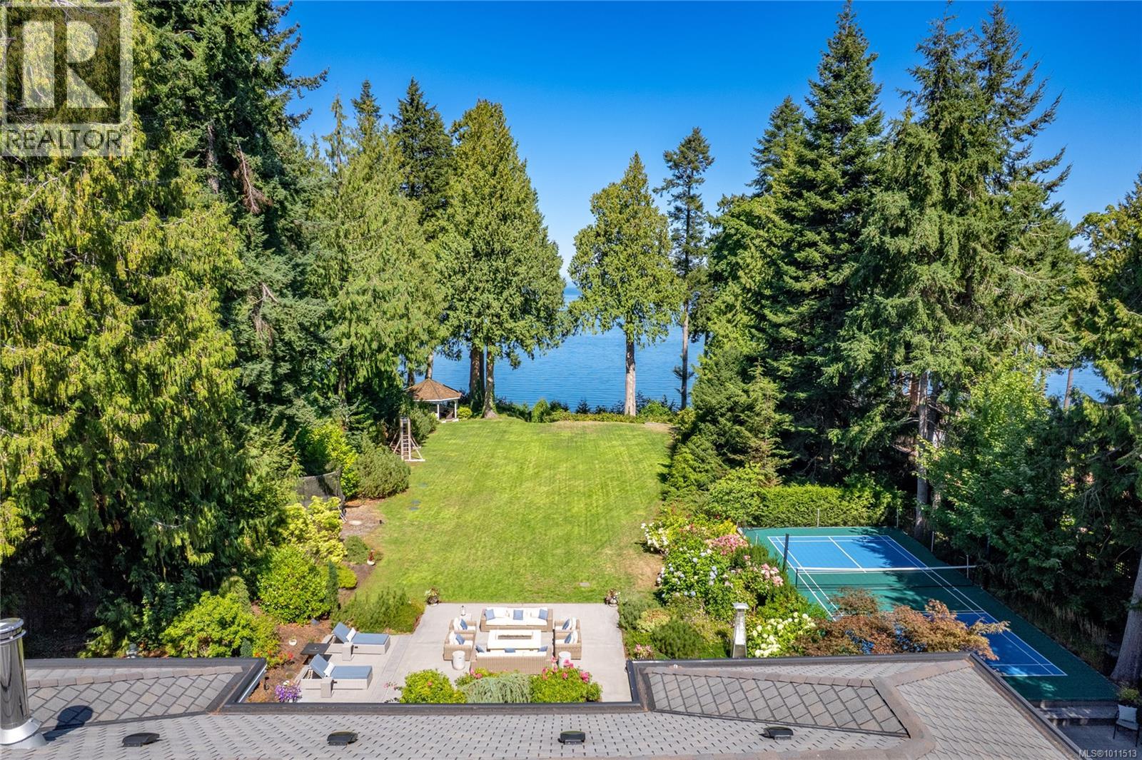 1895 Widgeon Rd, Qualicum Beach