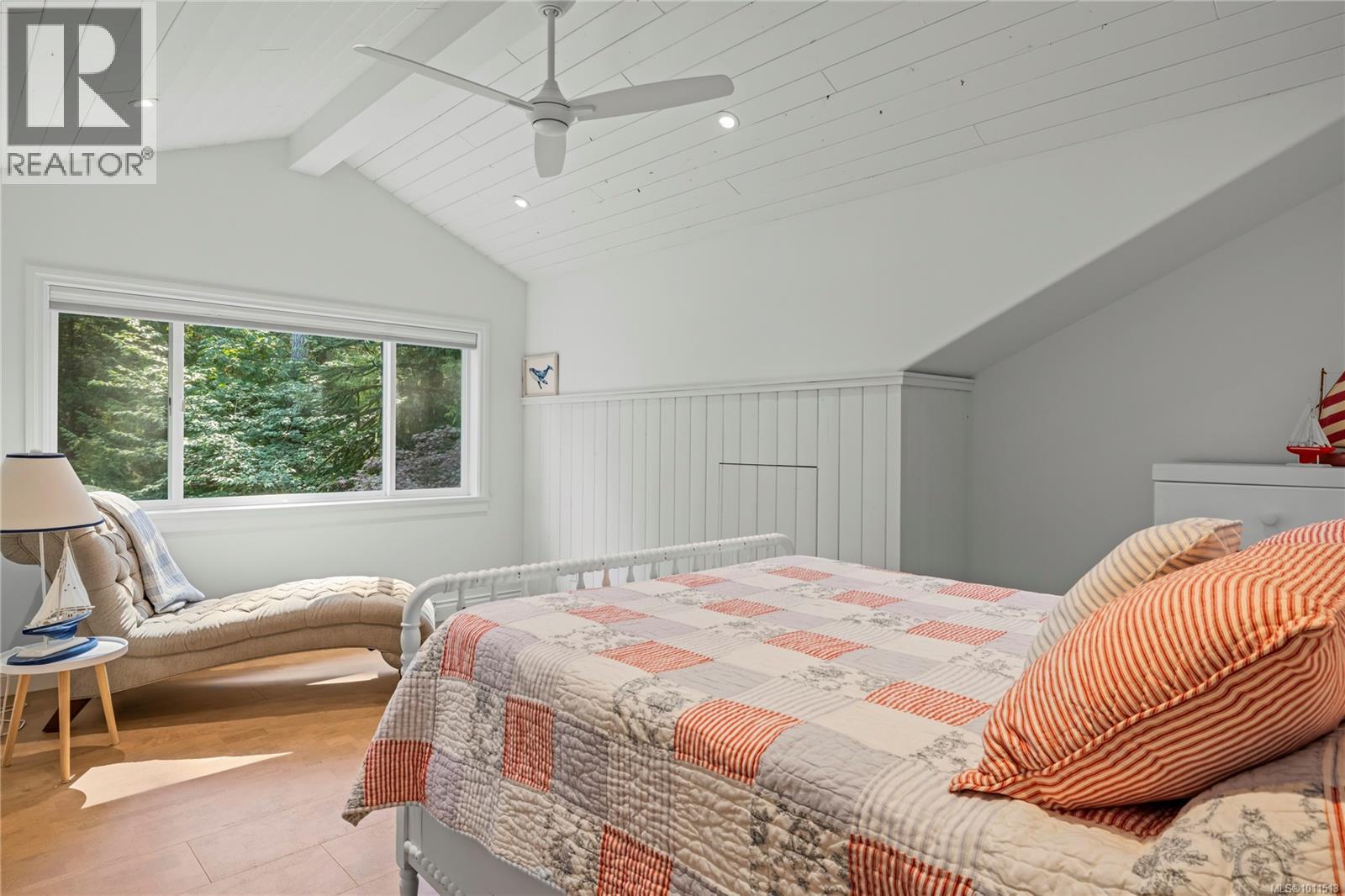 1895 Widgeon Rd, Qualicum Beach