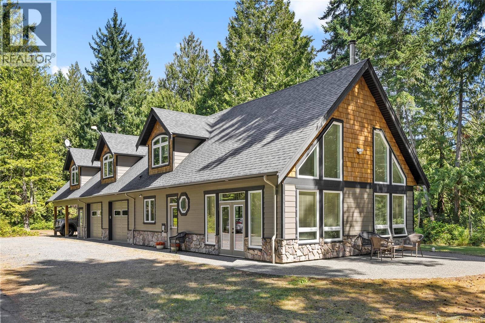 1895 Widgeon Rd, Qualicum Beach