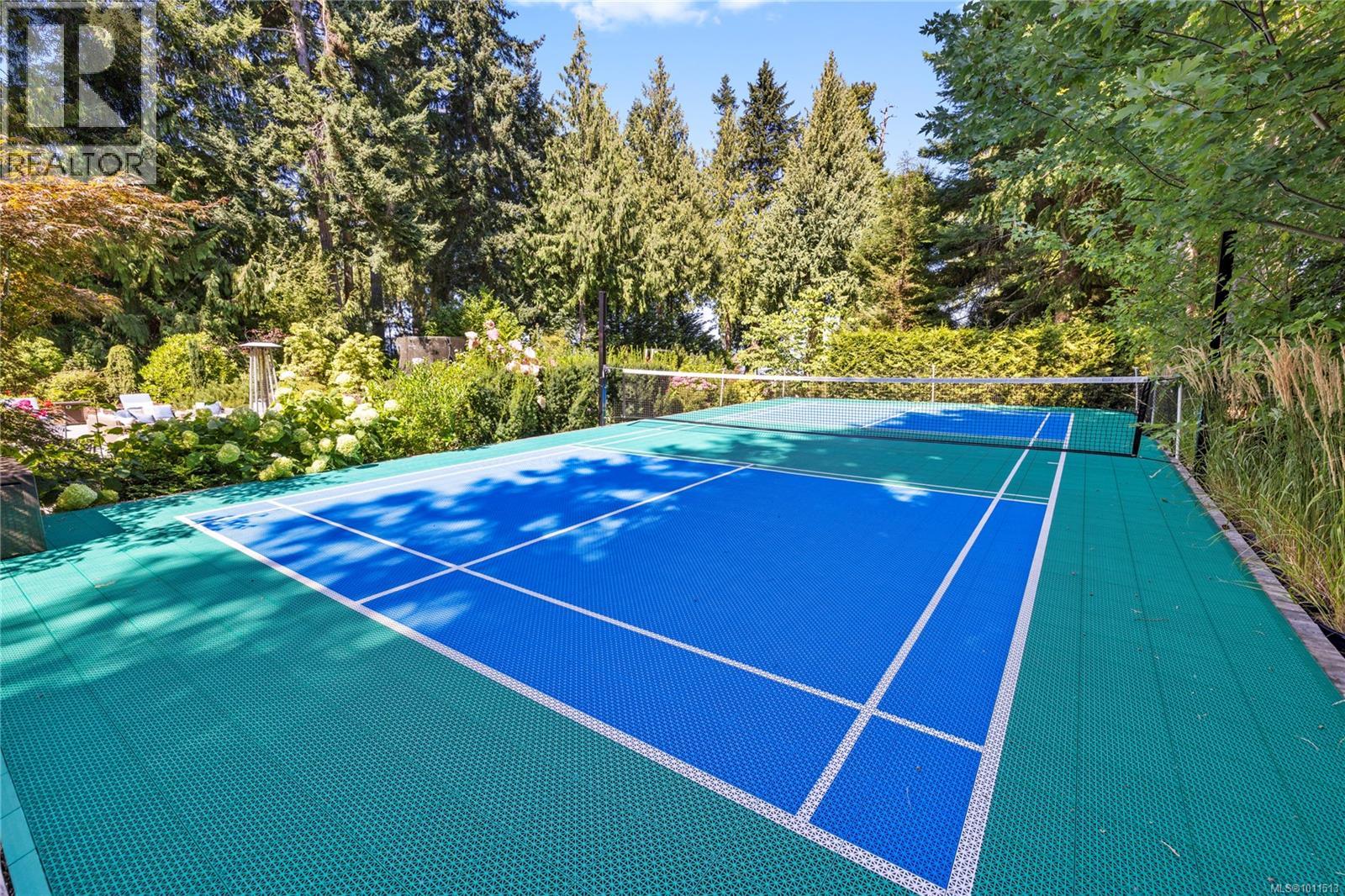 1895 Widgeon Rd, Qualicum Beach