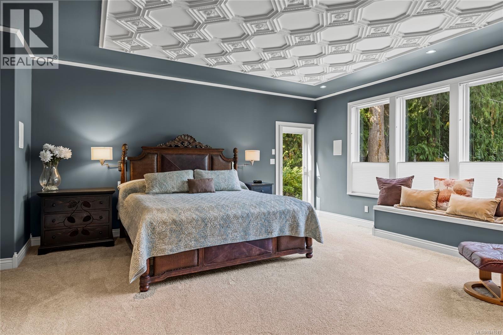 1895 Widgeon Rd, Qualicum Beach