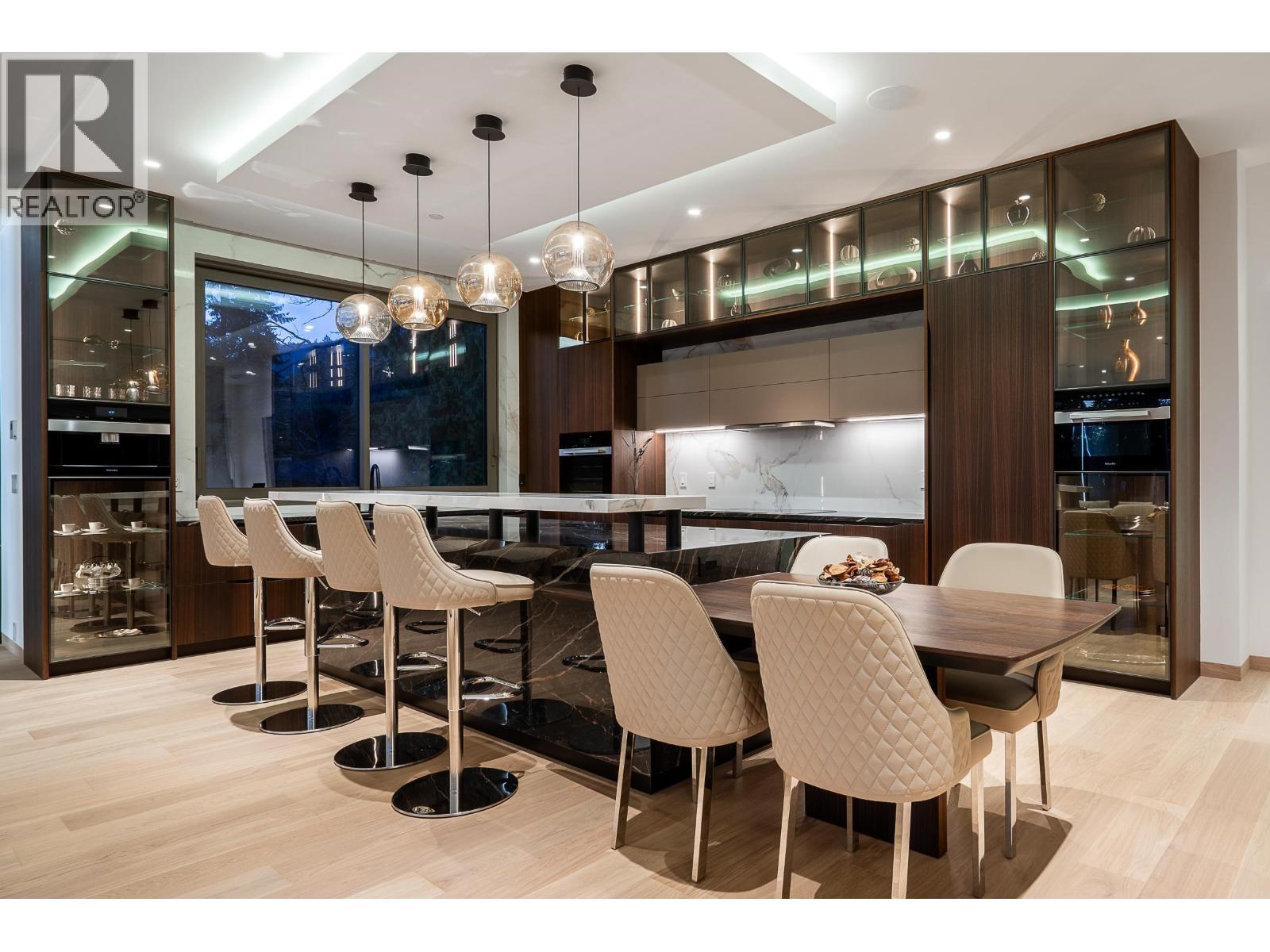 1405 28TH STREET, West Vancouver