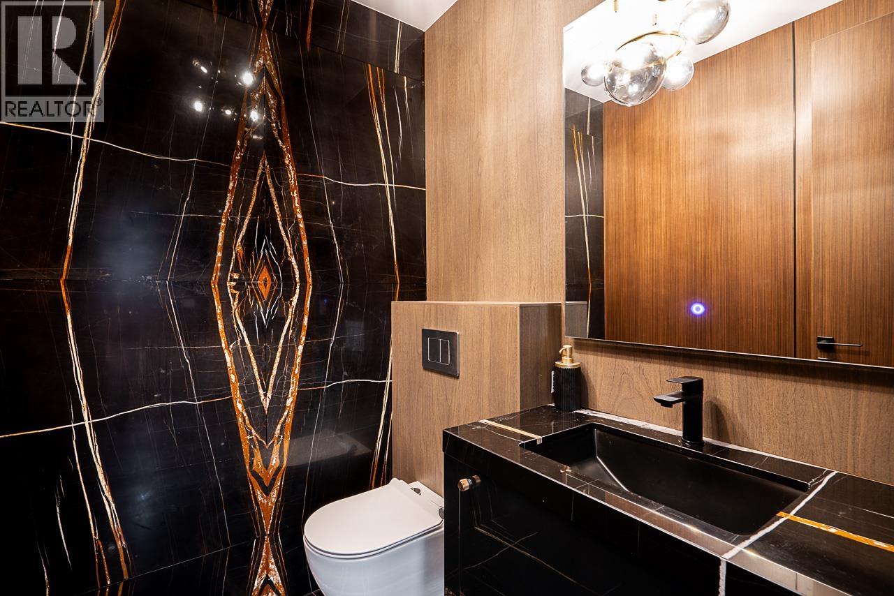 1405 28TH STREET, West Vancouver