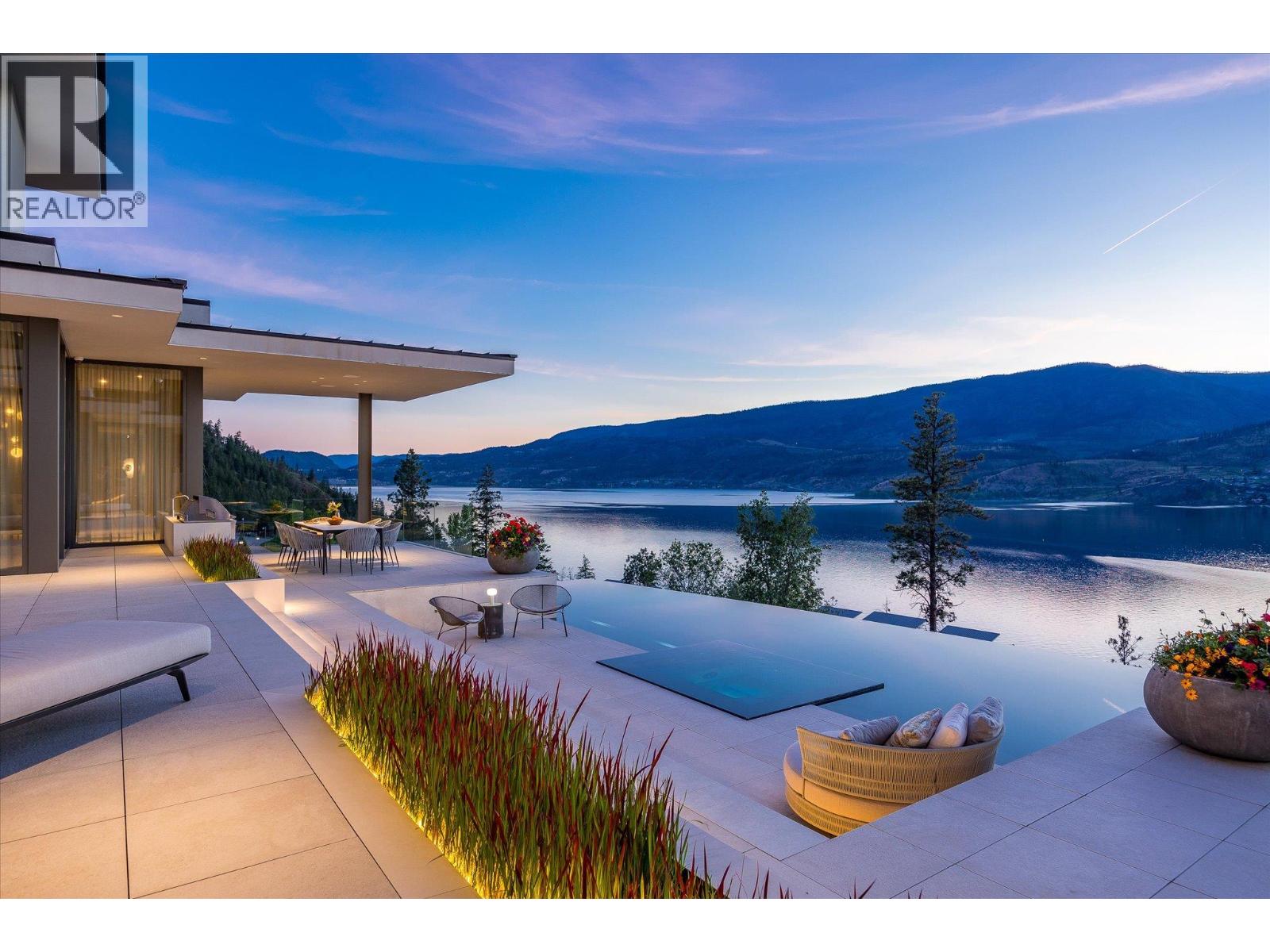 20 180 Sheerwater Court, Kelowna