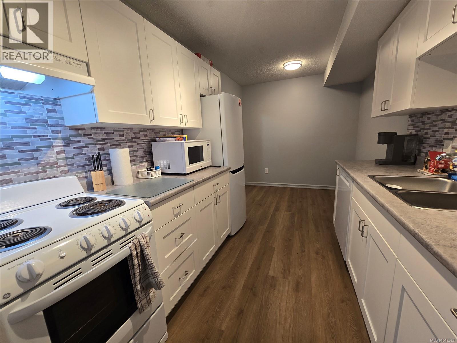 101 7450 RUPERT St, Port Hardy