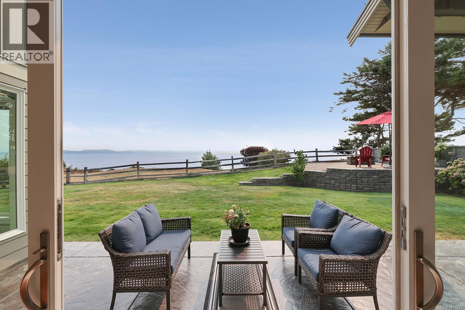 200 Connemara Rd, Comox