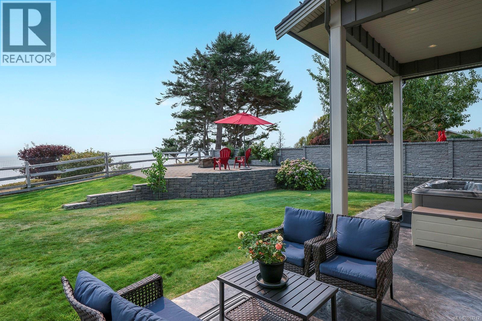 200 Connemara Rd, Comox