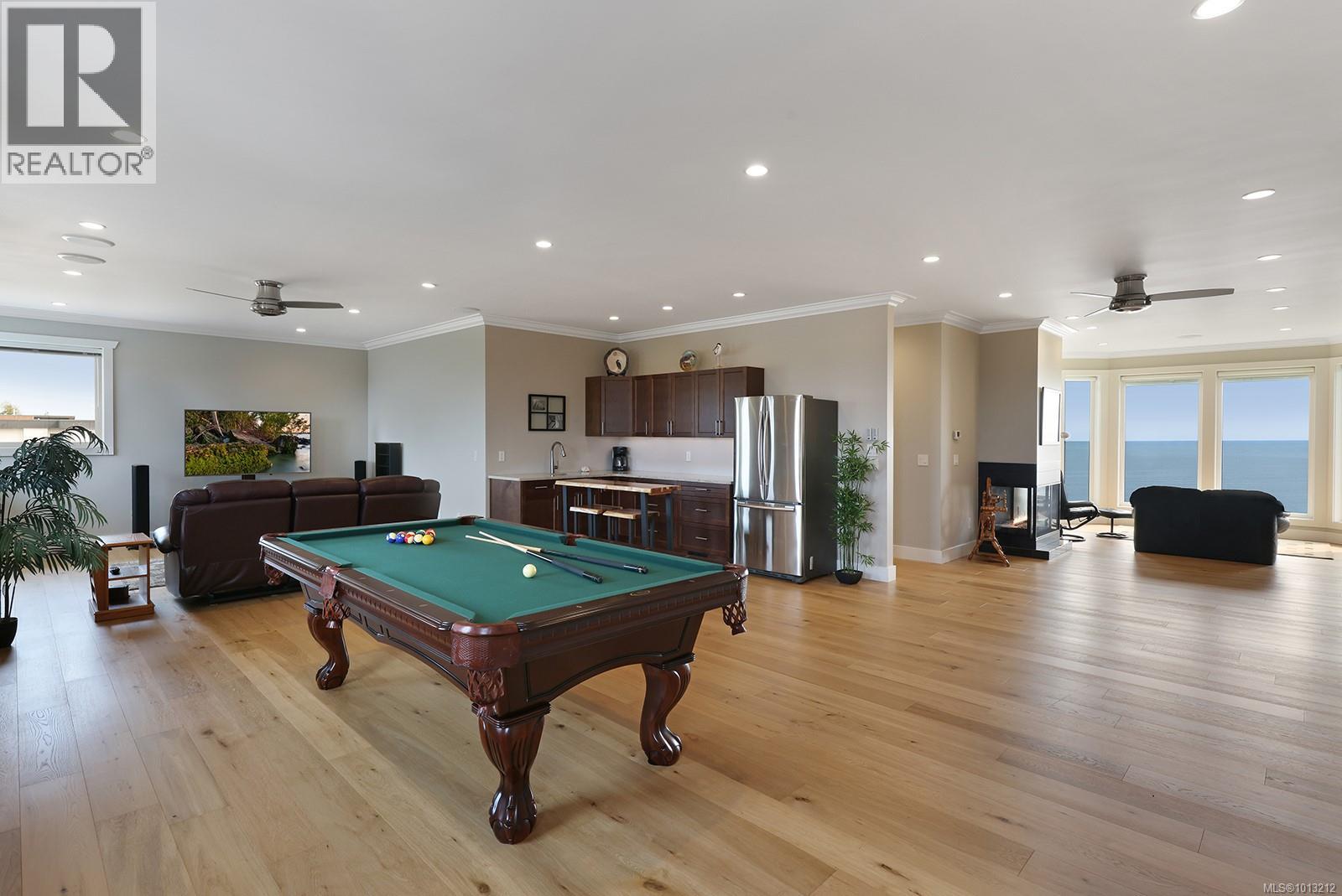 200 Connemara Rd, Comox