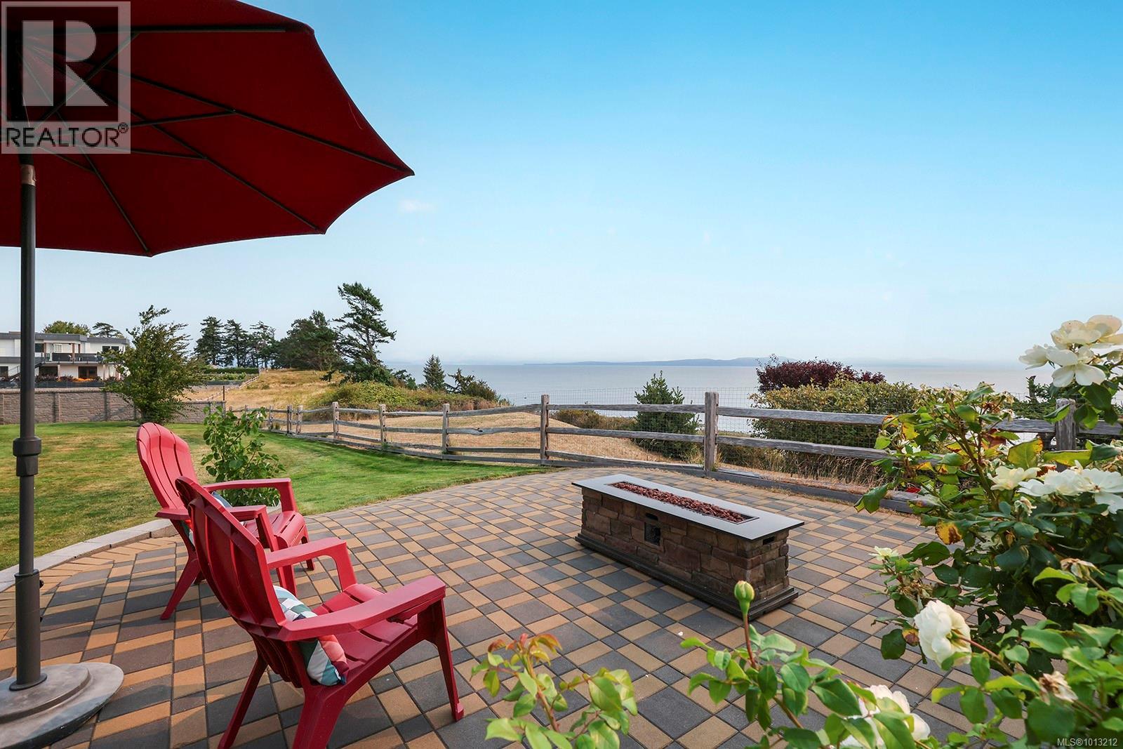 200 Connemara Rd, Comox