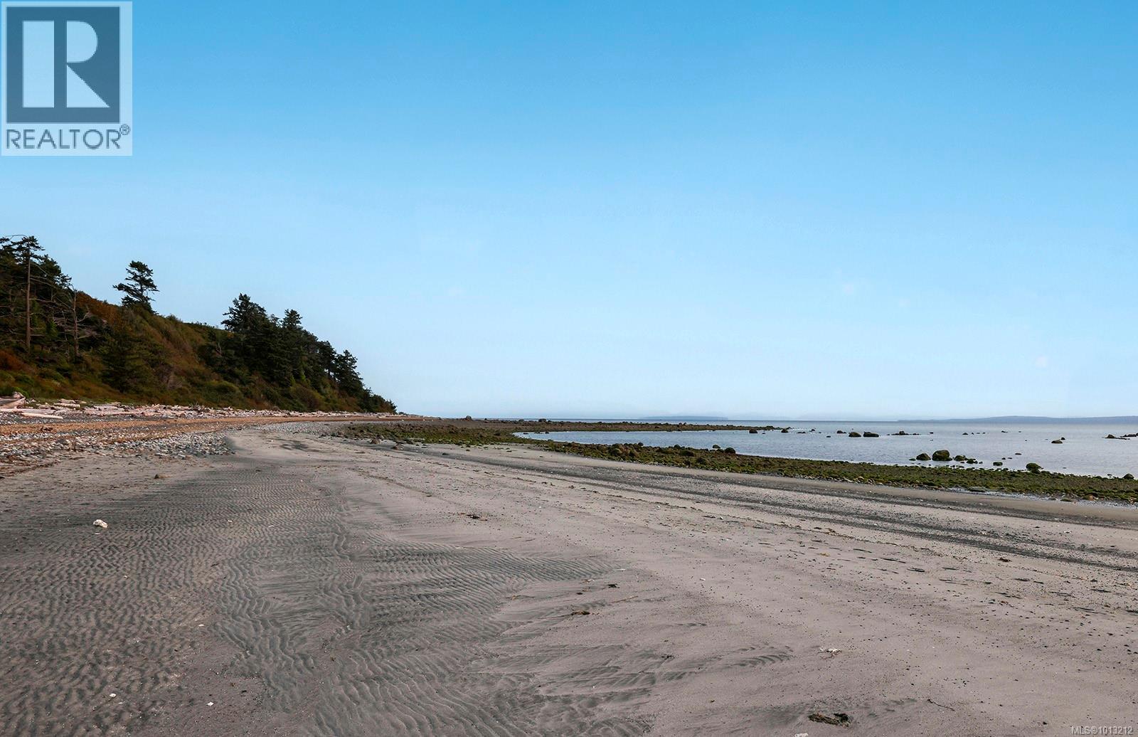 200 Connemara Rd, Comox