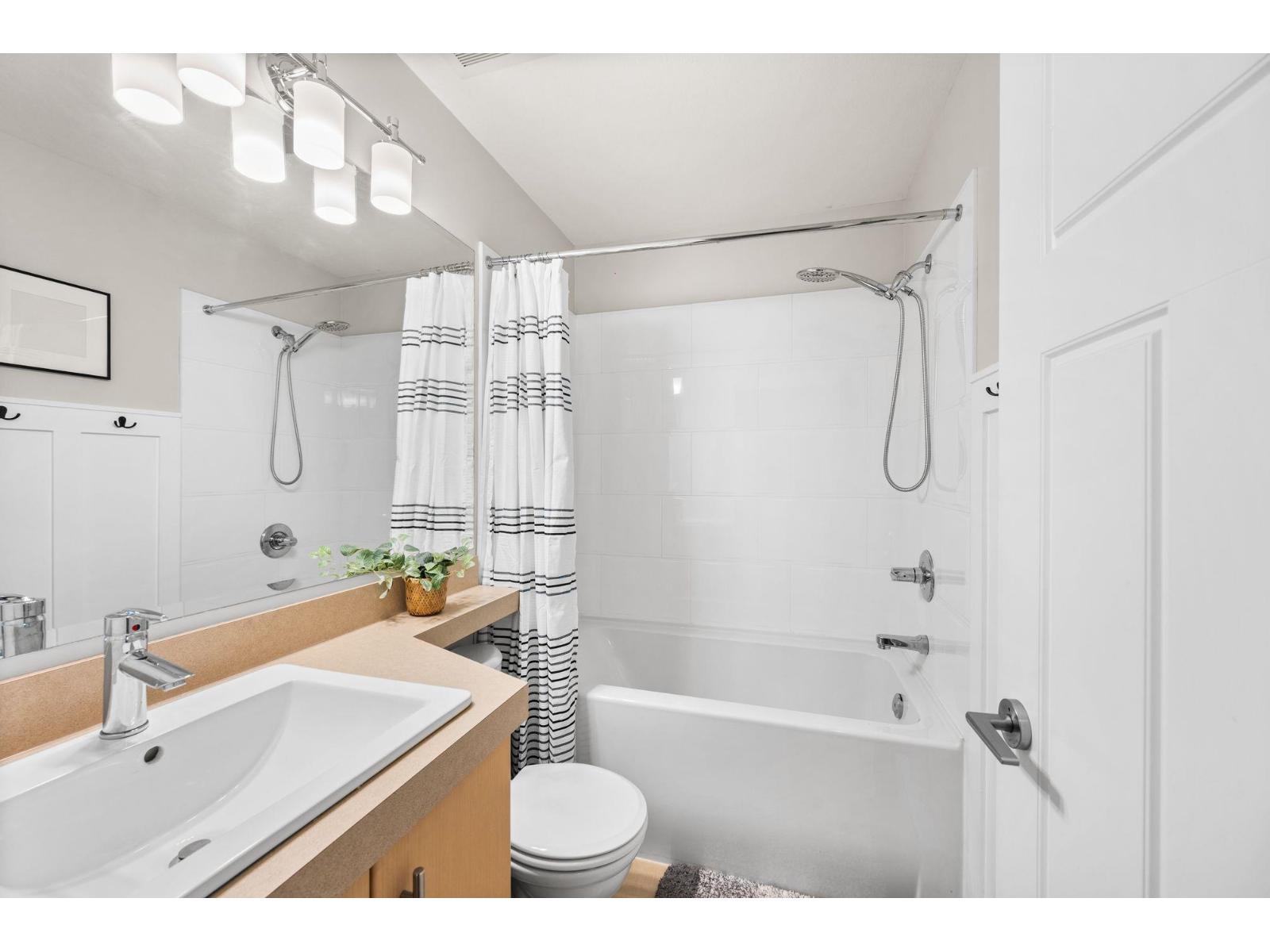 28 8250 209B STREET, Langley