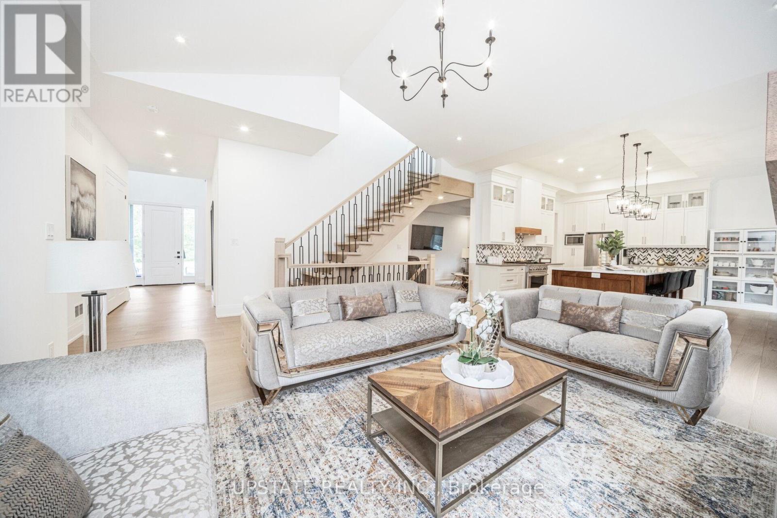 656 BUSH STREET - 11