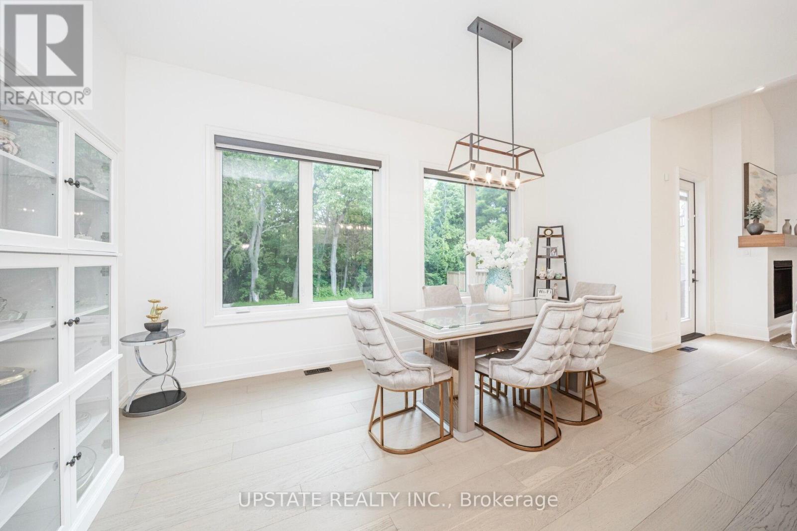 656 BUSH STREET - 16
