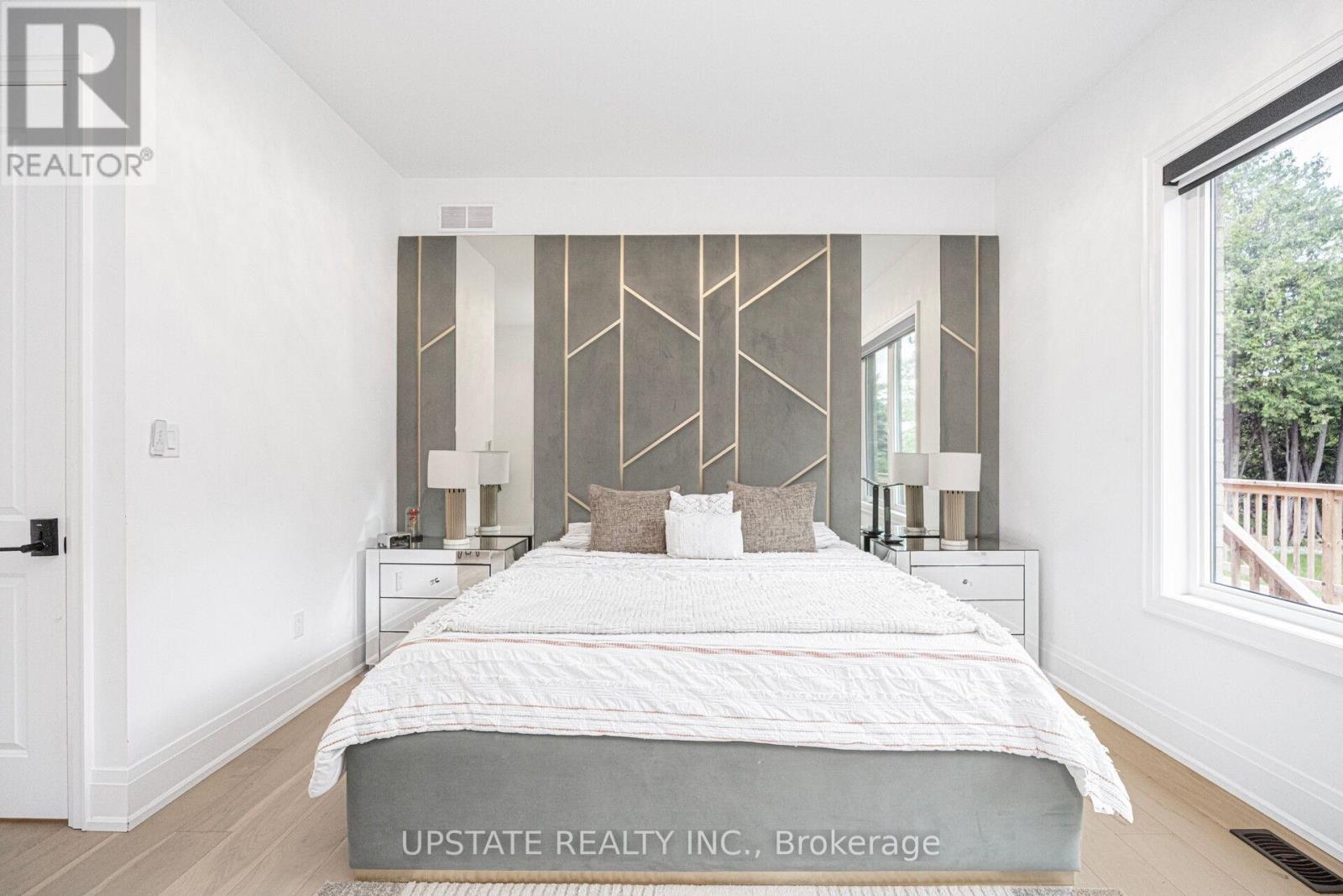 656 BUSH STREET - 24