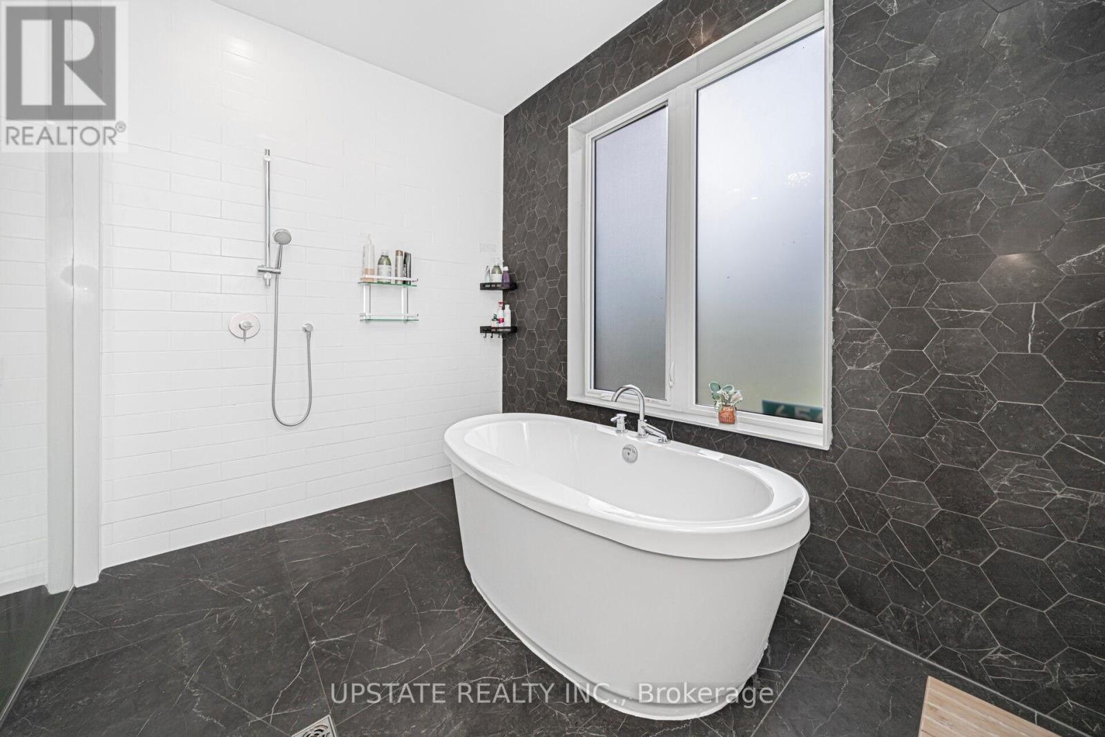 656 BUSH STREET - 28