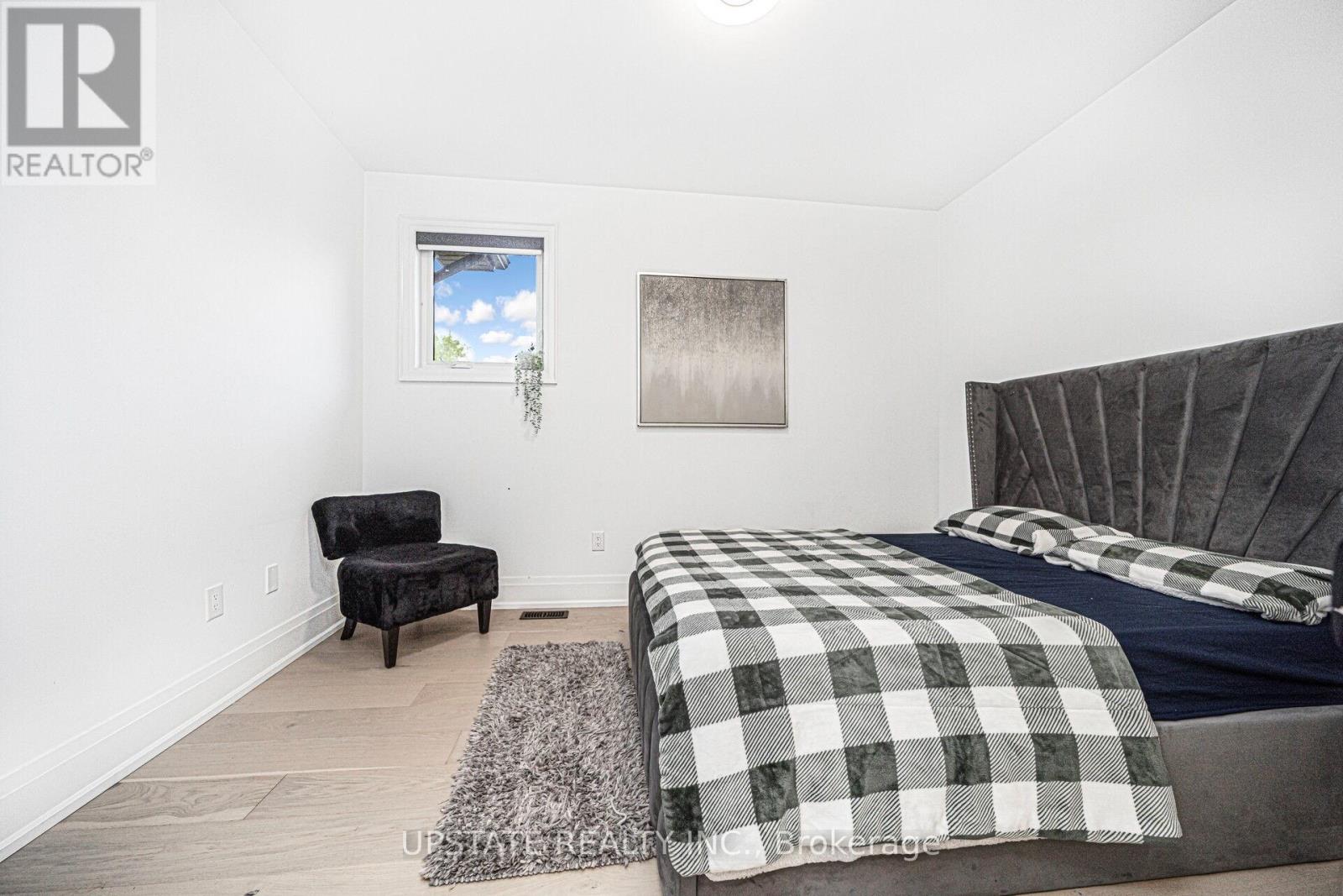 656 BUSH STREET - 30