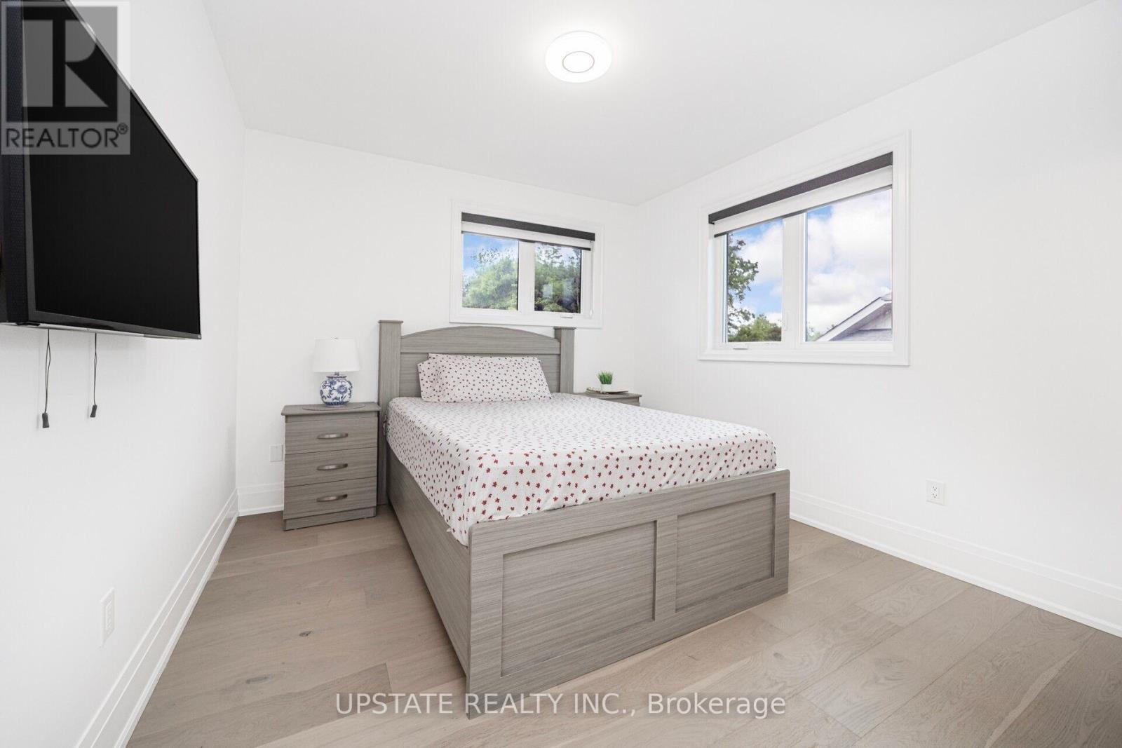 656 BUSH STREET - 37