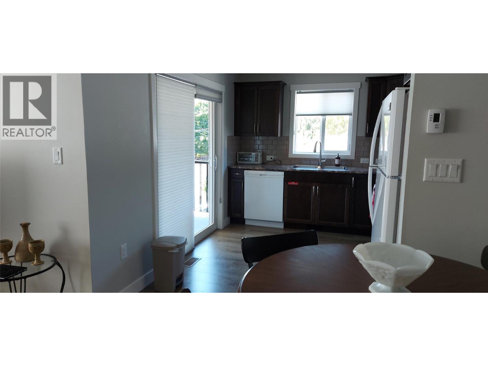  1011 Dynes Avenue, Penticton