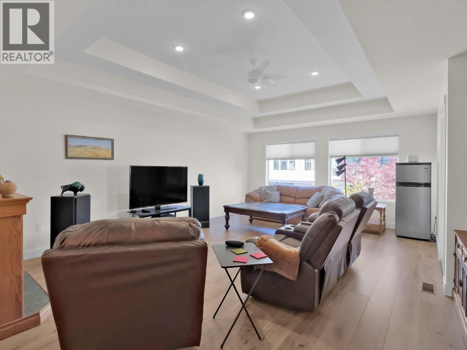  1011 Dynes Avenue, Penticton