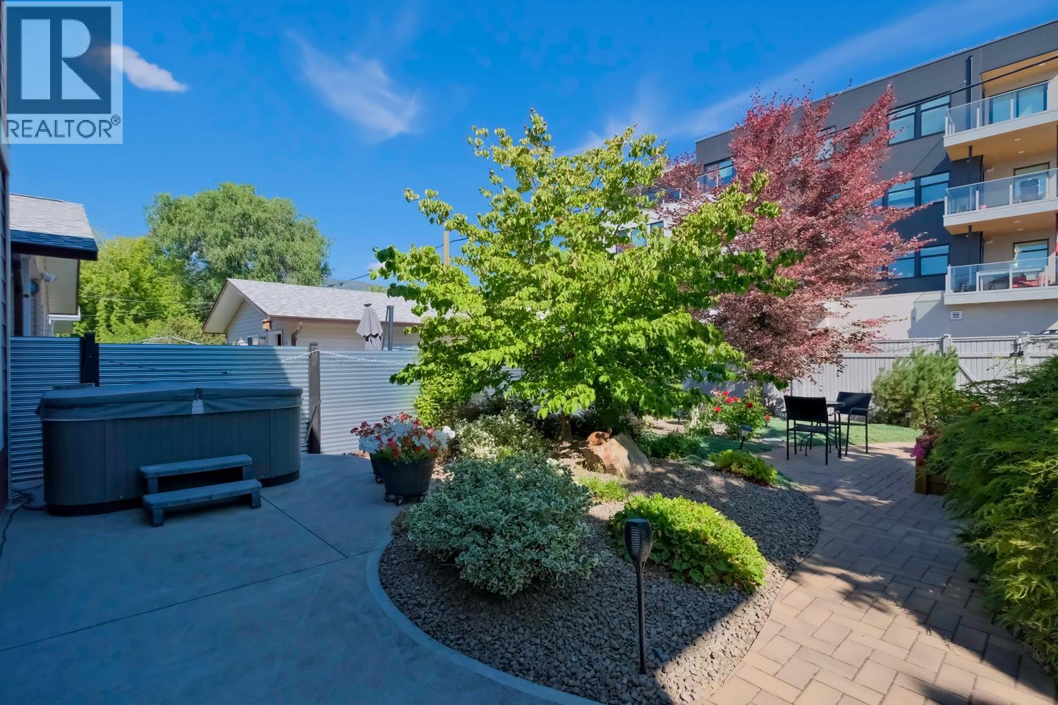  1011 Dynes Avenue, Penticton